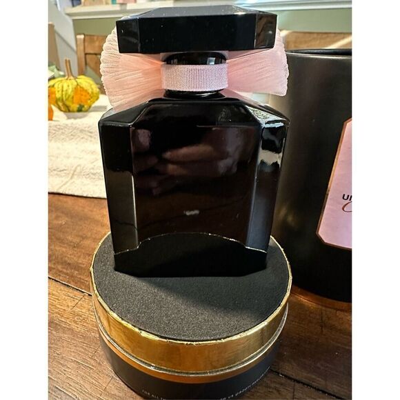 NIB - 3.3 Oz Booty Parlor Unforgettable Amour La Nuit PERFUME W/ Pheromones - Picture 4 of 7